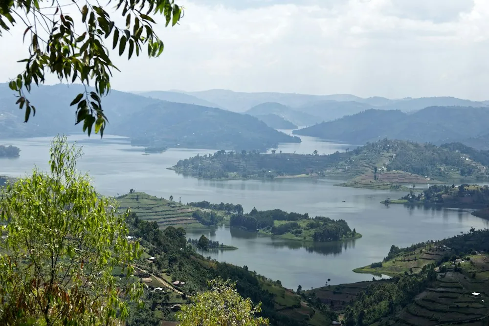 Lake Bunyonyi in Uganda, surrounded by green hills